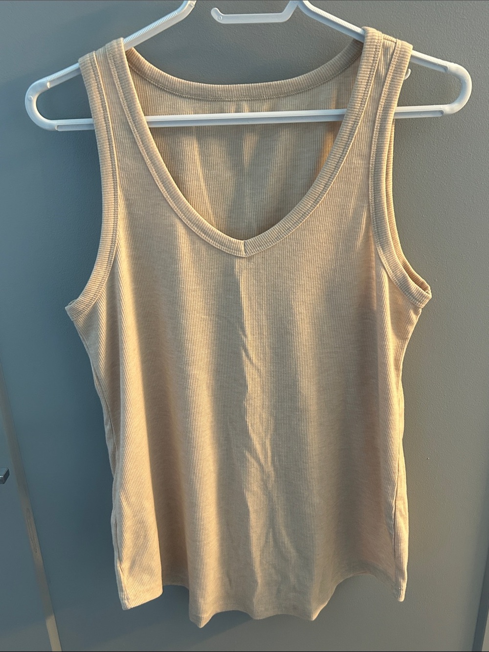 Women’s Ribbed V-Neck Tank Top — Cream